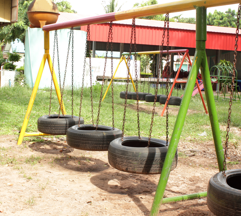 Creative and Safe Ways to Get Rid of PPE Waste Responsibly